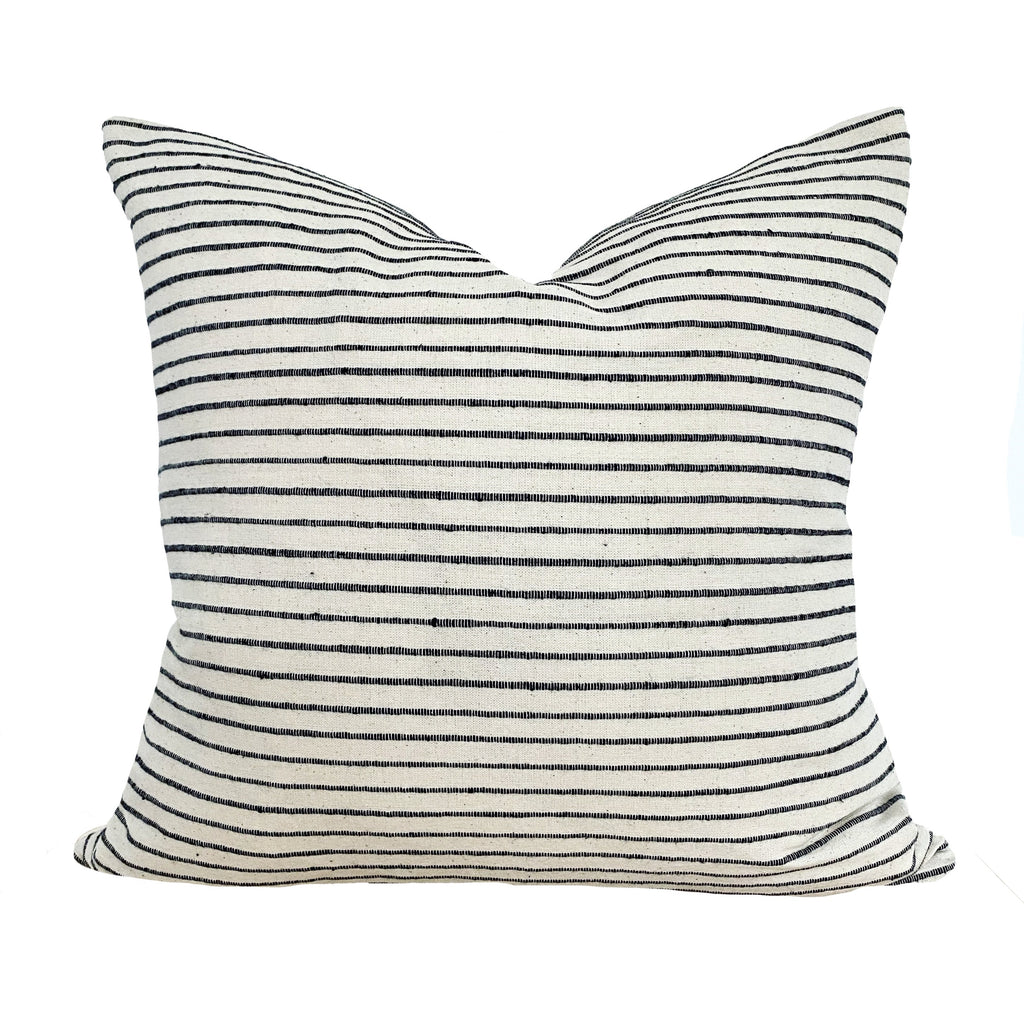 Beige/Cream Cushions