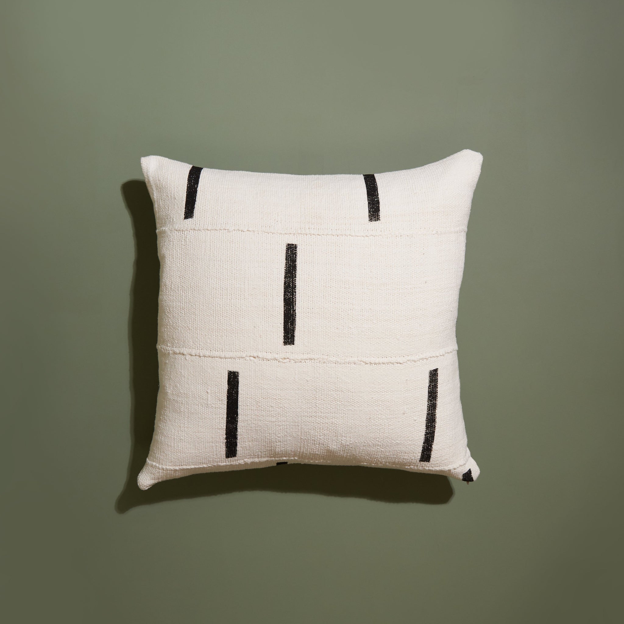 Black and white mudcloth pillow 2025